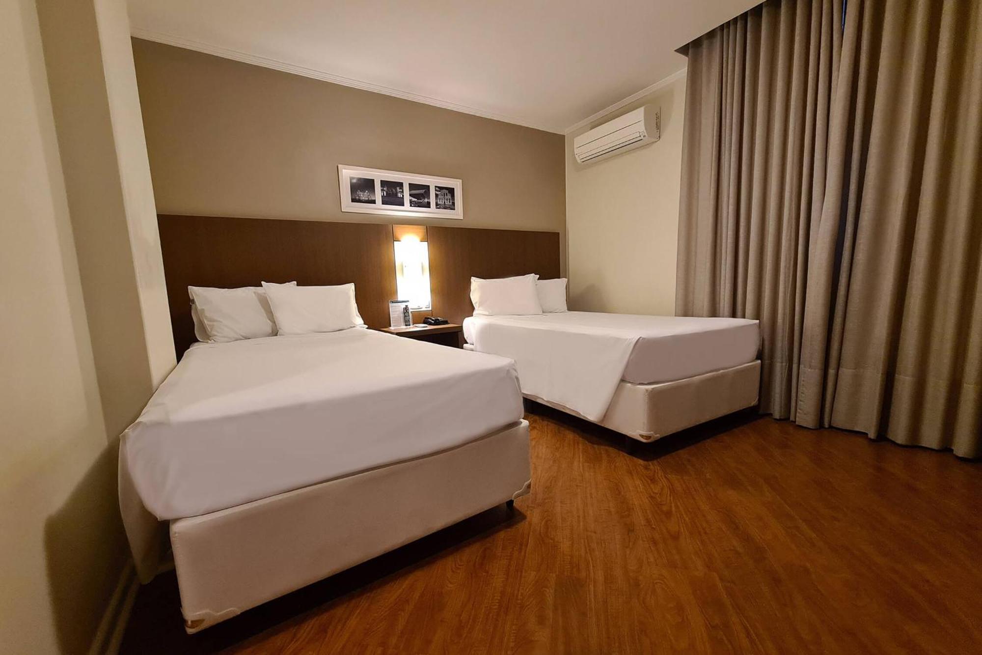 Hotel Deville Curitiba Batel Exterior foto